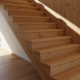 Лестницы из лиственницы и их преимущества